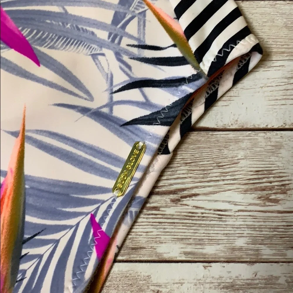 Body Glove Bathing Suit Swimsuit Size Small - Picture 6 of 12